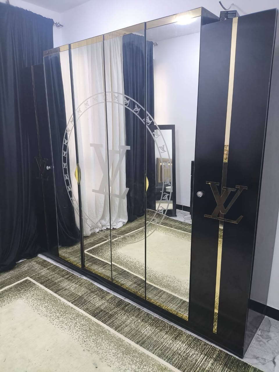 غرفه تركيه ماركه لويس فيتون
7قطع سعرها 450 العنوان الدورة الميكانيك


**إذا كنت صاحب هذا الإعلان وتريد حذفه لأي سبب، رجاءا أرسل رسالة إلى الدعم الفني**