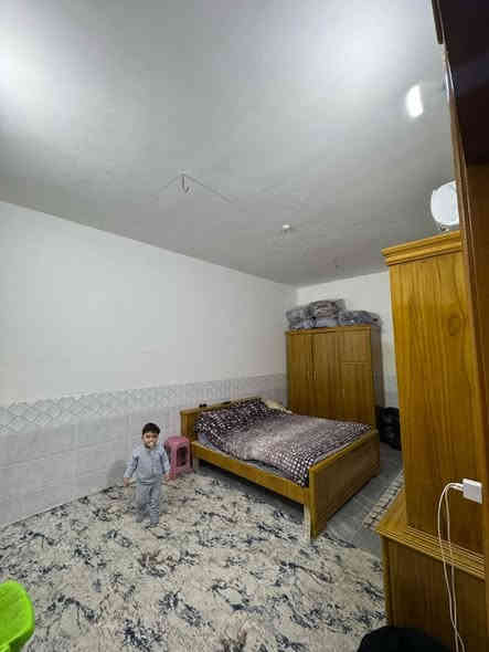 اللهم صلي على محمد وآل محمد دار للبيع بناء حديث المكرمه قرب شارع الطاقه 10425رقم الدار
المساحه ١٣٠متر عرض الشارع ١٠ الطابق الاول استقبال مطبخ  غرفه صاله مع التخاريج الطابق الثاني ثلاث غرف مع صاله وصحيات بناء درجه أولى  السعر ٢٠٠ مليون مع المجال *********** علي الفتلاوي
