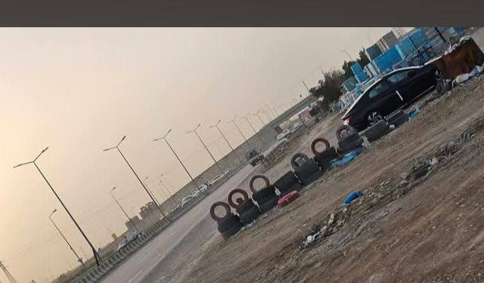 سلام عليكم جملون للبيع الموقع قرب قطعة الصويرة مجاور وليد الشمري للسيراميك يتكون من مطبخ ومكتب وصحيات وحديقة الاستفسار ***********
