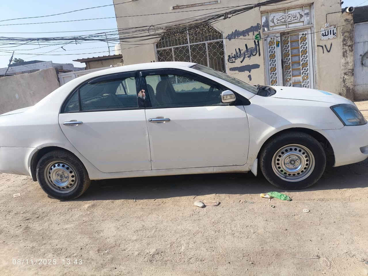 سياره جلي موديل ٢٠١٢ سياره جاهزه تخم تاير مكينه جيدا للمراوس او البيع بسياره او تماتيك والبيع ٣٥ وبيهه مجال هاذ الرقم الي بي واتساب ***********
