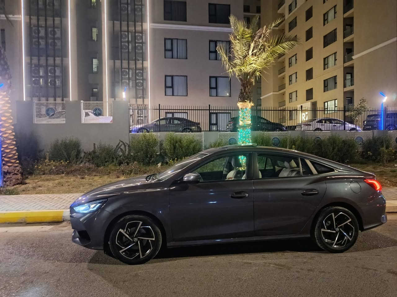 mg gt 2023  
زيرو شركه ماشيه  
3800
لون مميز رصاصي 
مكينه 1500 تيبرو
كير دبل كلج مبلل ٧ نمر
فول مواصفات
فتحه 
مري شفط
كامرات 360
٦ سماعات
بصمه
دخول ذكي
كرسي كهرباء
رادر تنبه
مثبت سرعه
تحكم ستيرن
تحكم ثكل السترين
بيها حادث ٤ قطع
بابين امامي و جاملغات
صبغ شركه مطابق ١٠٠/١٠٠
و كير مجفت بالشركه
و بيها ملاحضات خفيفه
سعر ١١٠ و بي مجال بسيط  مكاني بغداد حي الجهاد  للاستفسار (***********)
