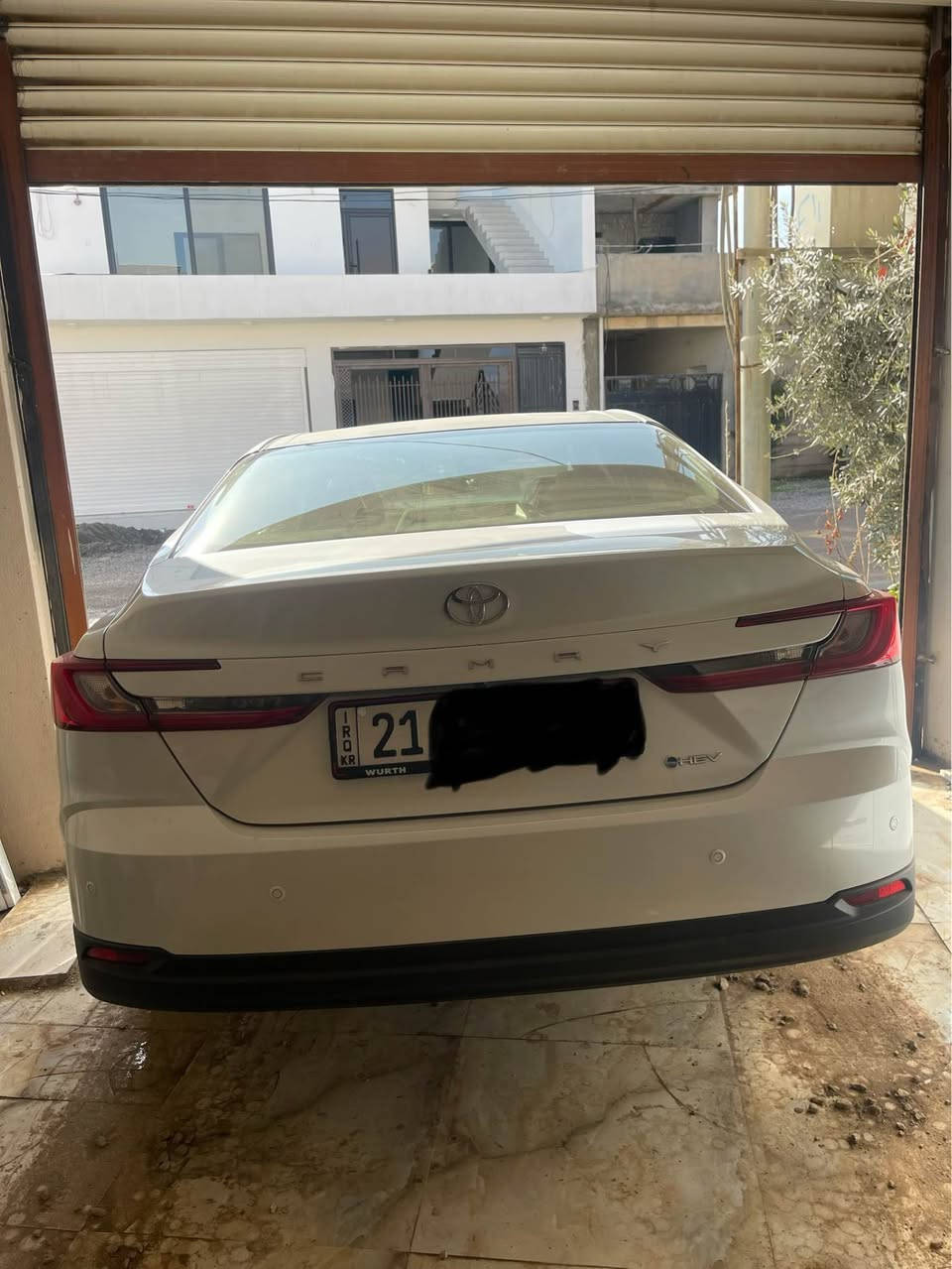 تۆیۆتا کامری ٢٠٢٥ خلیجی
سەیارەکە مواسەفات Le-plus و هایبرێدە 
کلیین و ماوەی ڕۆشتنی 13000Km 
بەناوی خۆمەوەیە و نرخی 285 وەرەقیە 
تەنیا یەک شوختی بچوکی هەیە 
بۆ پەیوەندی کردن:
0751 119 4609
0773 129 4609 رانية, السليمانية
