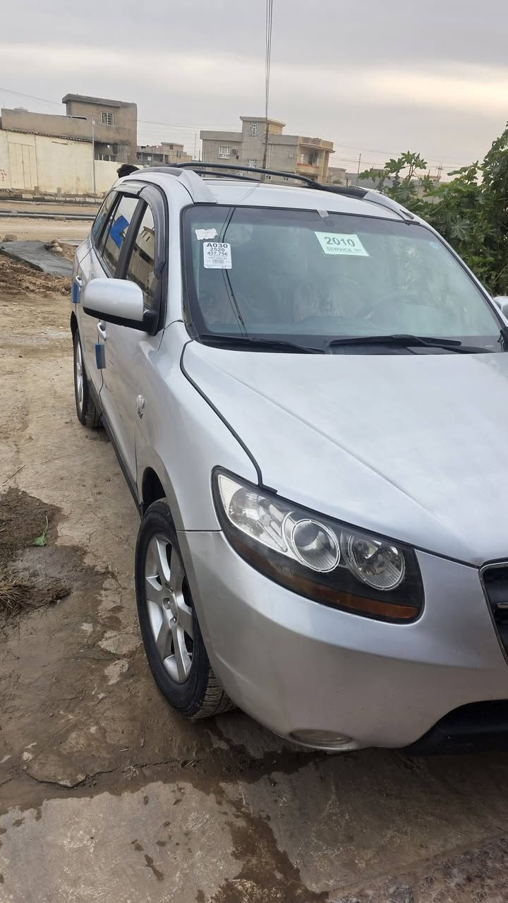 سلام عليكم سنتافي كاز ادوات  موديل 2010 فول سبعه راكب تنته سياره ع اخر حبه جديده سعر 45 وبيه مجال
***********
متوم كامل كصه قماره 
مكاني صلاح الدين الشرقاط
