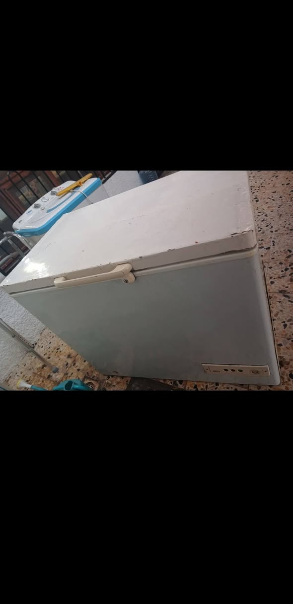 السلام عليكم اخوتي اي واحد محتاج غراض مجانيه وعندي بعد منشرتهن على روح الاموات الاستفسار حول الواتساب
***********
