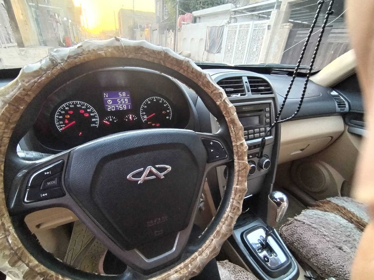 تيكو ٢٠١٣  گير كهربائي بأسمي بيهة صبغ ابيع حزام رقم واسط السعر ٤٤ ورقة بيهة مجال قليل للاتصال *********** السيارة بالكوت
