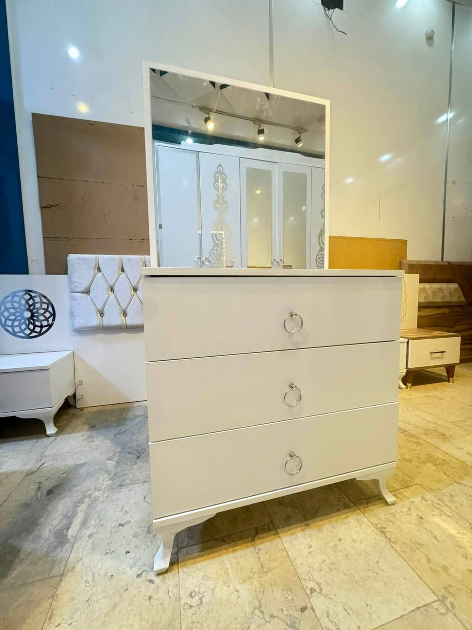 غرفه تركي كولش نضيفه 420شراي تفضل خاص


**إذا كنت صاحب هذا الإعلان وتريد حذفه لأي سبب، رجاءا أرسل رسالة إلى الدعم الفني**