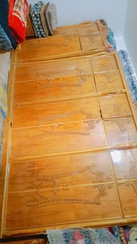 غرفة خشب • خشب ضخم • شارع المطار