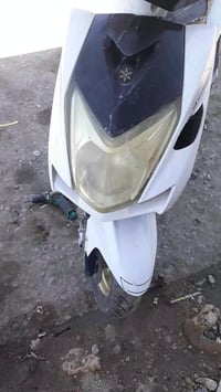 سكنز شغاله ابيع كوم حديد 100 قفل بدون عمله  07725677298