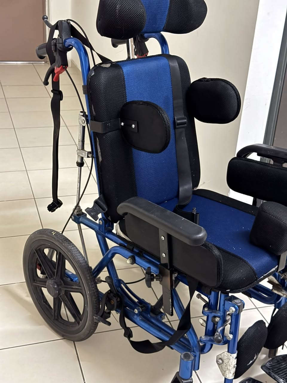 للبيع السعر ٢٠٠مكاني بغداد نظيف واستعمال قليل


**إذا كنت صاحب هذا الإعلان وتريد حذفه لأي سبب، رجاءا أرسل رسالة إلى الدعم الفني**