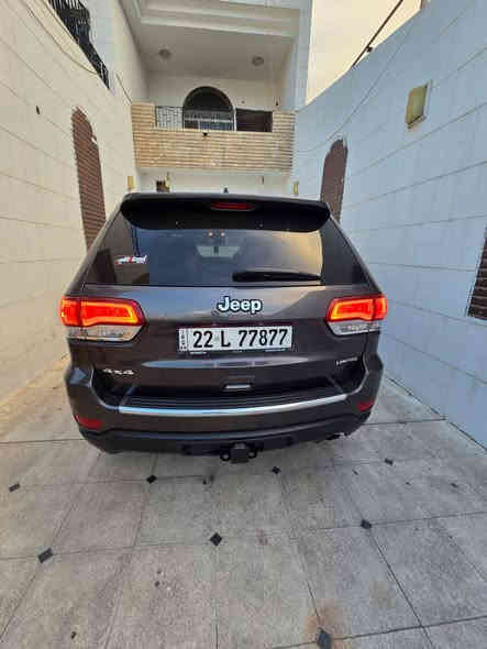 السلام عليكم 

جيب 2021 

فول لمتد بلاص سيارة كلين 

بدون حادث وتبديل وصبغ 

بدون ايرباك رقم مميز 

سيارة فتحة كشن سايق ميمور 

ردار امامي حساس خلفي امامي 

نضام سبورت 

لايت عدسة شادة 500 دولار 

مكان السيارة كرادة 

السعر 30 الف 

الاتصال 
*********** 
 غير متواجد عله الفيس
