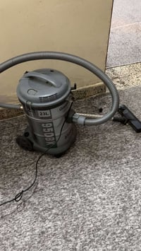 مكناسه كهرباىيه للبيع السعر ٢٠ الف شغاله للبيع للاستفسار 07704656594