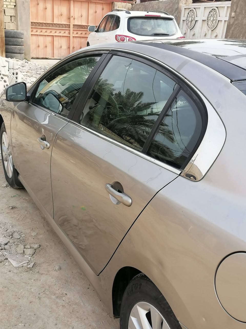 رينو سافران موديل 2013 محرك 2000 رقم بغداد بأسمي السياره بانوراما وبصمه مكفوله كير ومحرك وحداديه بدون ضربه مجرد بعض الشخوط   السياره بلاديه سعرها 83 وبيها مجال بسيط مكاني ديوانيه شاميه رقم ***********
