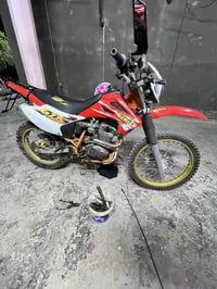 للبيع قفاز كاوير 300cc موديل 23 دراجة شغاله بيها نقوصات وقت ما عندي اش...