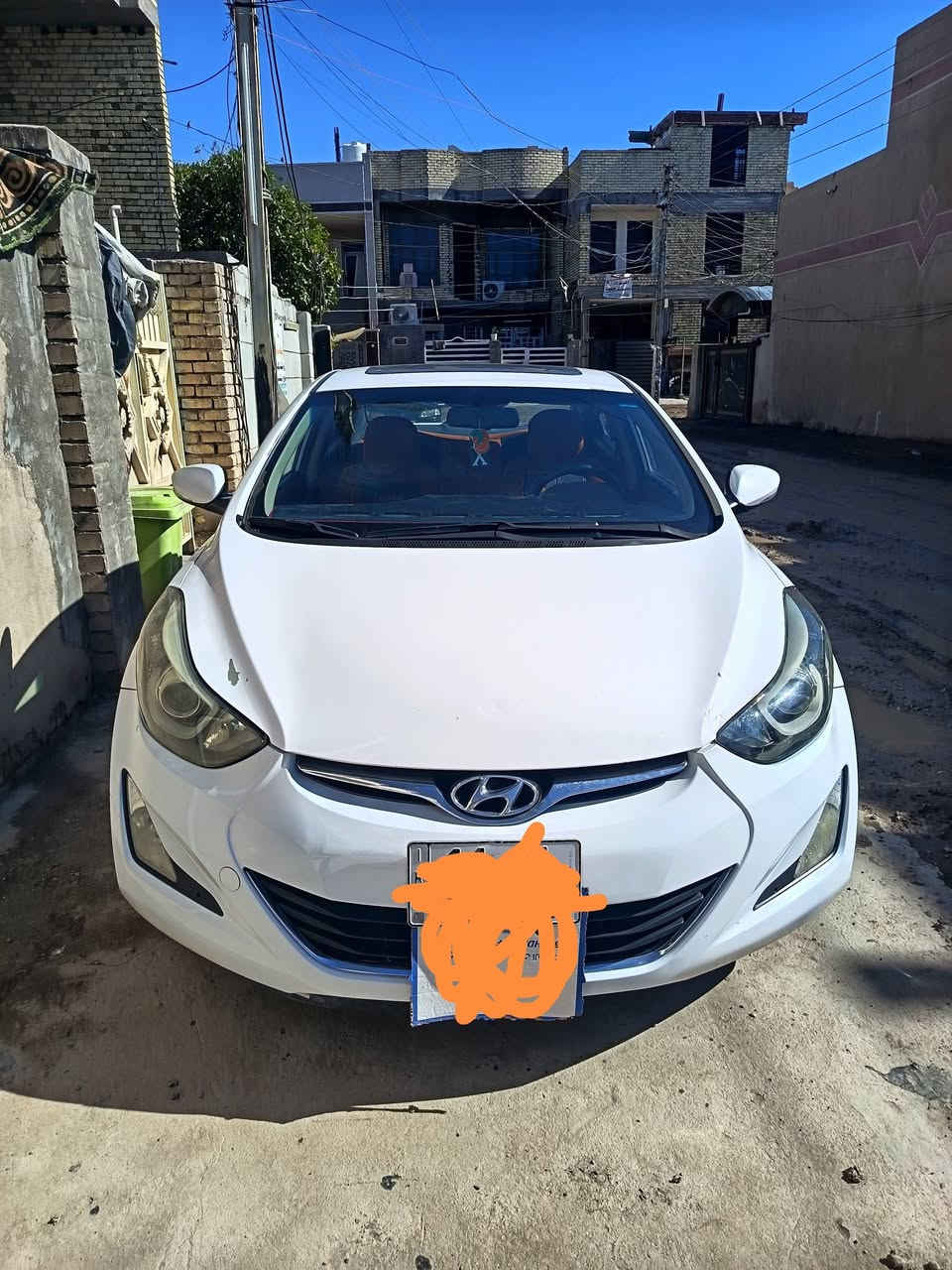 سلام عليكم النتره 15 خليجي لبيع سياره مكفوله من صبغ بيه بس بارد باب سايق بيه شويه تكشير مكان سياره ابو غريب سعر 128بيه مجال ***********
