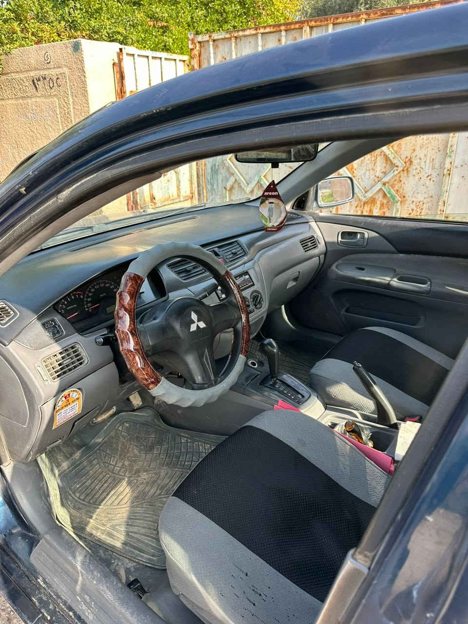 السلام عليكم للبيع لانسر 2007
رقم واسط الجديد تحويل مباشر
مصبوغه عام 
كير اوتماتيك 
مكينه وكير وصدر خير من الله

مكان السياره بغداد تقاطع النهروان
الاستفسار ***********
