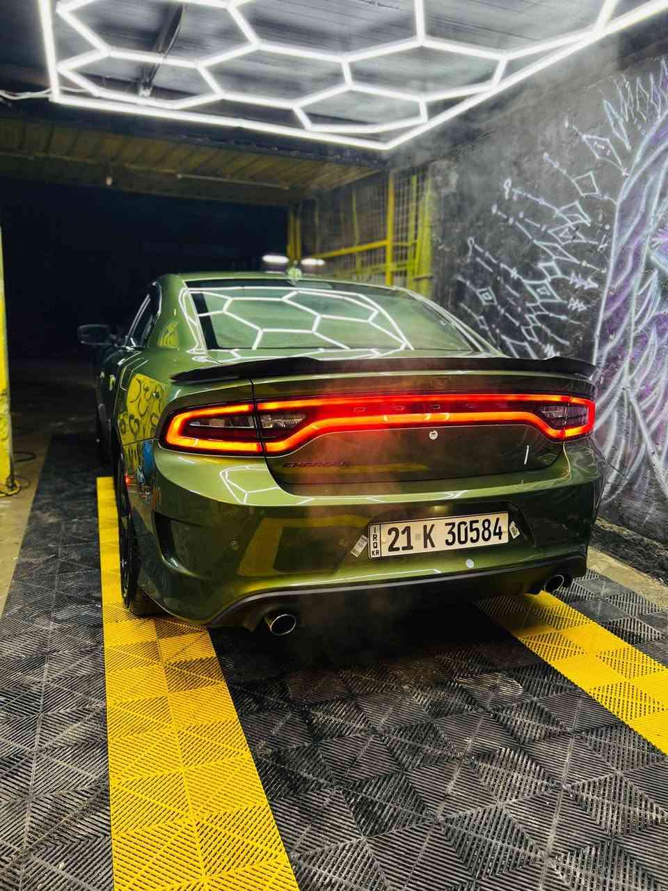 دوج جارجر 2021 جيتي رقم سليمانيه
لون زيتوني 
حادث جاملغ وبنيد ايرباك طاك
مكان السياره نجف
السعر 210 بي مجال
***********
الي يحب يتصل ☝️ ما متواجد ع لفيس
