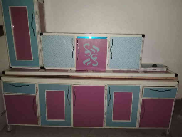 كاونتر للبيع  . ٣ قطع   قياس ثلاثه٣ متر  ***********
