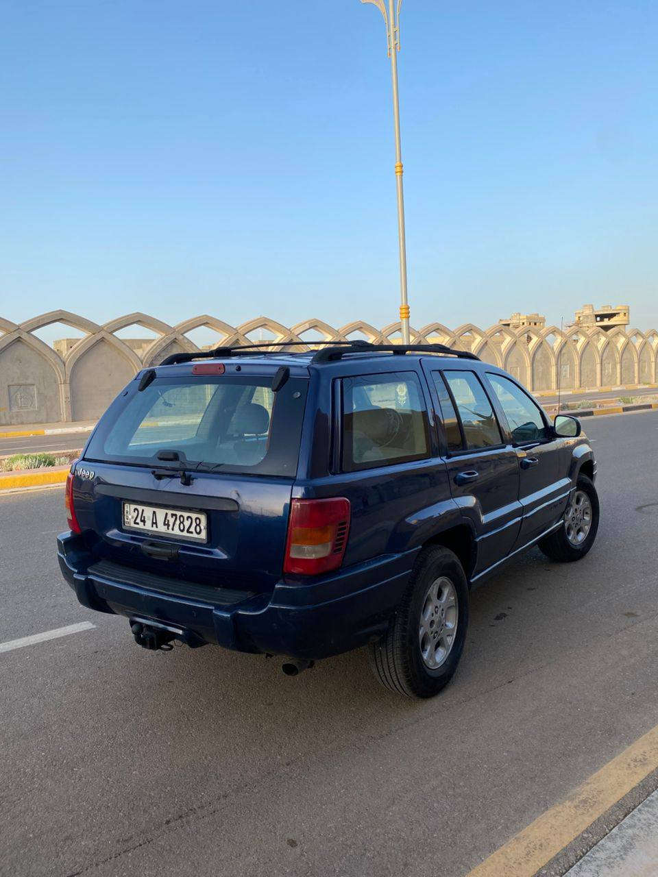 جيب شيروكي موديل 2001   8v بسمي  تريد تحويل تريد وكاله هزه جديده محرك والكير حداديه كلها جهازه تخم تاير جديد  شاشه كامره خلفيه تبريد شغال ثلج كشن كهربائي لايت زنون .. السعر 70 مكاني كربلاء الاستفسار أكثر *********** فقط بيع
