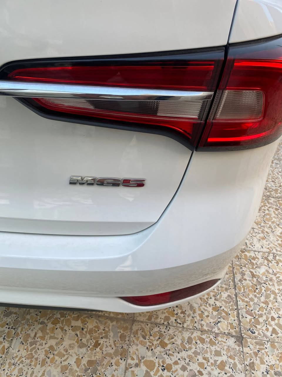 سلام عليكم امجي للبيع سياره موديل 2025
زيرو فول مواصفات بسمي ثاني يوم احوله بسمك ماعليك بس تثبت لوحات للتواصل رقم صاحب السيار ***********
