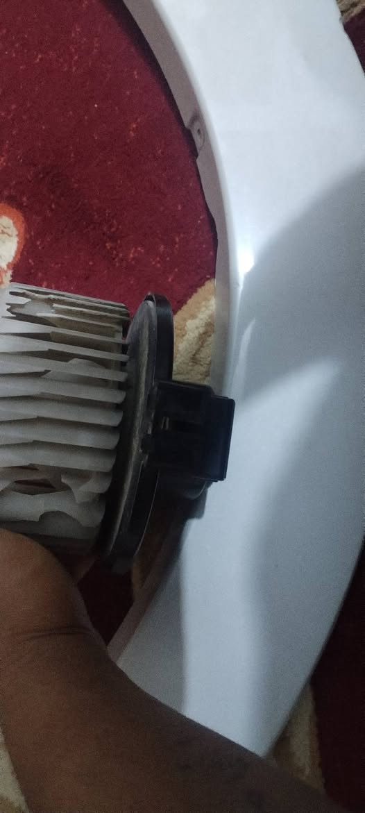 السلام عليكم اخوتي جناية الباجيرو عندي غراض معروضات لليحتاجهن اصليات وكلمن وسعرهة
١. فان اصلي تفصيخ بس بيه المروحة بيهة كسر بسيط او تكدر تبدلهة المروحة بس الماطور شغال بدون تصليح او فتح برغي ع بلاد الشركة
٢. هلال جاملغ خلفي ايمن اصلي تفصيخ بدون صبغ ولا رش ولا بوليش بيه شوية طخة موضحة بالصورة
٣. قاعدة دخول بوري التبريد اصلية تفصيخ سليمة بدون اي كسر او فطر او تصليح
.
.
الصور للأغراض الي ذكرتهن


**إذا كنت صاحب هذا الإعلان وتريد حذفه لأي سبب، رجاءا أرسل رسالة إلى الدعم الفني**