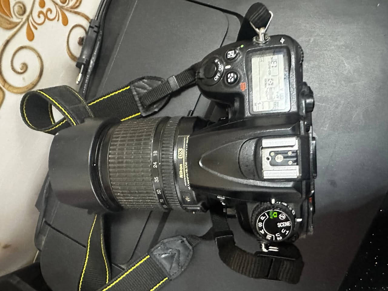 للبيع نيكون D7000

ملحقات 
بطاريه 
حزام 
ابيع مزايده تبدي من 350الف... اعلى سعر ابيع 

واتساب ***********
مكان نجف
