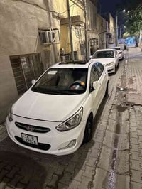 اكسنت للبيع مديل 16السياره فول موصفات فتحه اشاير بلمري شاشه كامره خلفي...