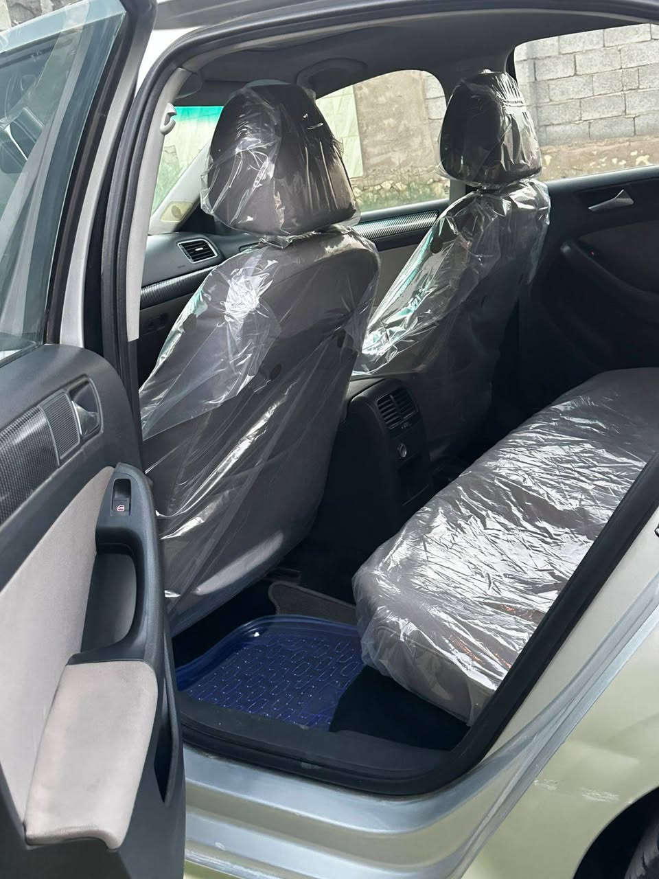 جيتا موديل 12 خليجي كفاله ضربه وصبغ محرك 4 سلندر تنفس طبيعي المرغوب سياره كير محرك صدر تبريدتخم تاير جاهزه للاخير فول مواصفات عدا البصمه سلايت تحكمات كامره خلفيه شاشه حساسات خلفي امامي غفل سرعه اشاير بالمري ردار جانبي  رقم بغداد دولي جديد تحويل مكان الانبار الخالديه السعر 97 بي مجال قليل ***********
