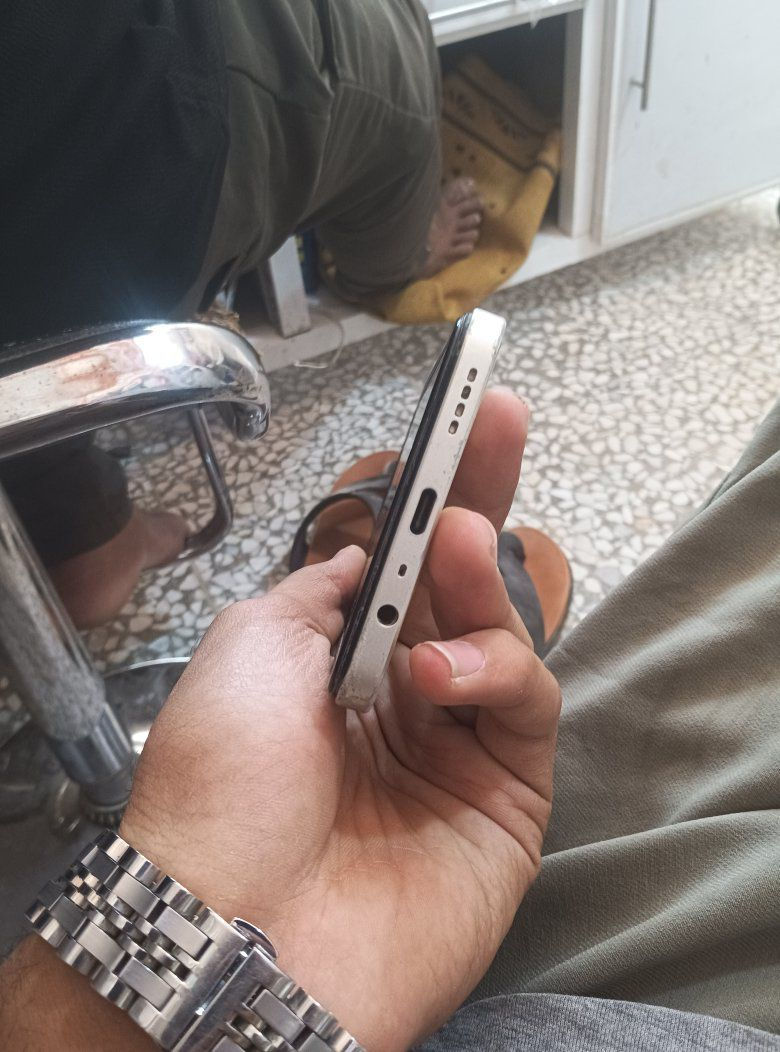 السلام عليكم 

ريلمي c53

ذاكره ٢٥٦

بطاريه٥٠٠٠

الجهاز مبدل شاشه وكاله 

السعر١٠٠وبي مجال جداً قليل للشراي

للتواصل ‏‪+964 780 672 5213‬‏

مكاني نجف 
يوجد توصيل الى جميع محافظات العراق
