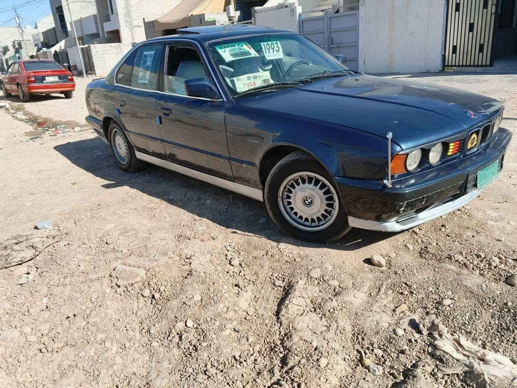 بيم موديل92كيرمكينه بشرط مكينه 525كيرعادي بخ الجماليه داخليه حيل حلوا جام كهرباي4تايه خفيف عندو واجيها كتاب مال دايره كامل موجود ساحب بل موصل بس ماعرف لا رقم لا مكان هيج ابيع بشرط مابي ماشاكل مابي حدز سياره حيل نضيفه سعر 20مجال خفيف***********واتساب أربيل, العراق
