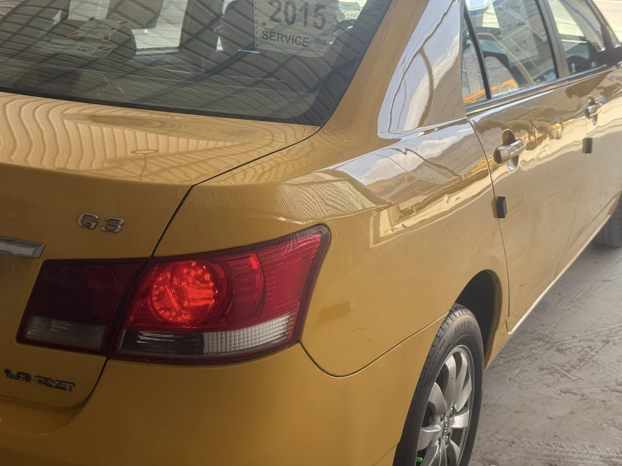 بي وايدي
موديل 2015
مكفوله من الصبغ والتبديل 
كير مكينه مكفولات 
صدر امامي خلفي جديد 
تخم تاير جديد 
تبريد ثلج
هيئه وسنويه جديد 
رقم إنكليزي الجديد 
العنوآن بغداد 
مدينه الصدر 
الاستفسار 
***********
