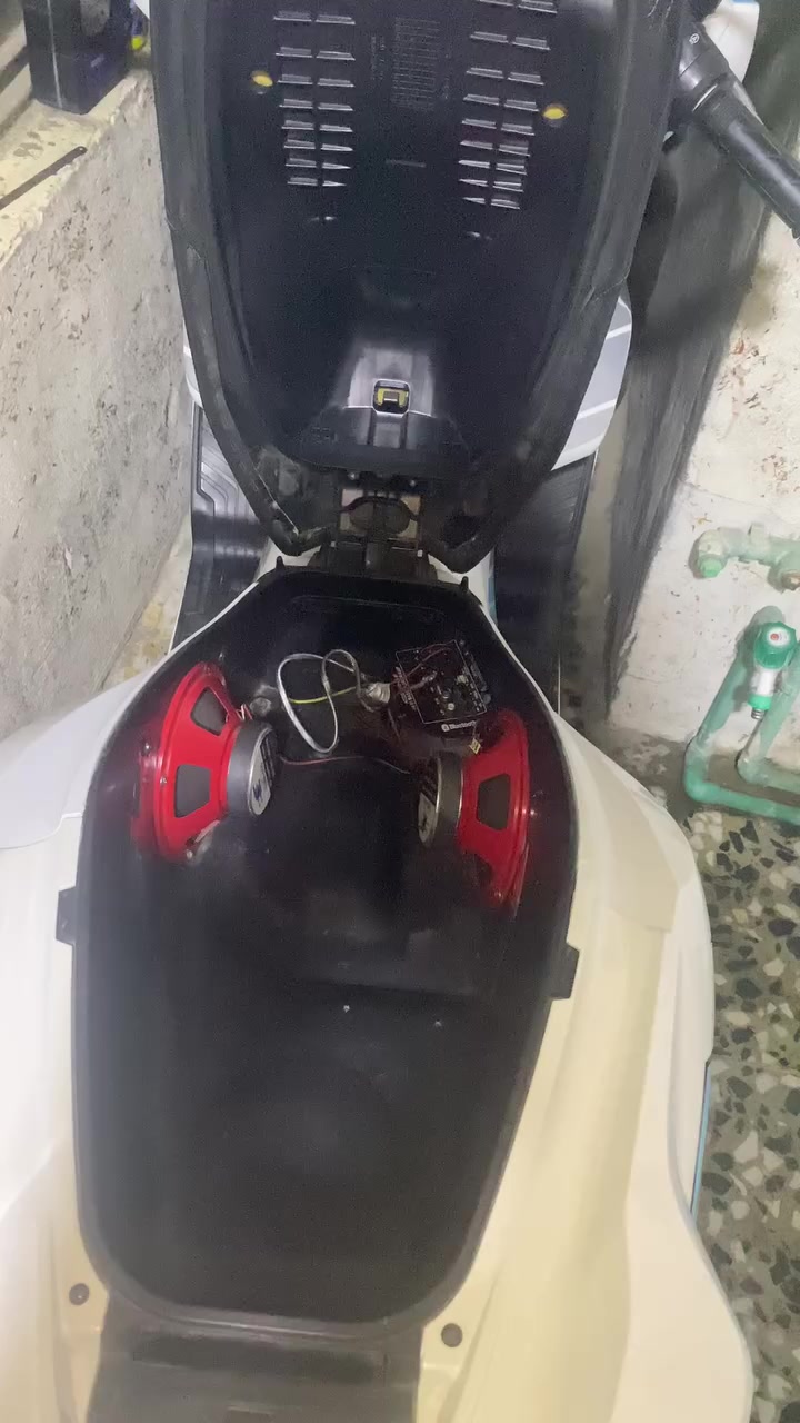 بي سي اكس جيل رابع نازله من رمبه ماشيه ٥٥ ألف وحالين ٥٦ مامصفر كوري حساسات فول نظام اي بي إس نضيفه ٩٨ بل ١٠٠ سبب البيع محتاج فلوس والله دراجه خير من الله سبب اشتعال السيرفس درت بانزين عادي   دهن موتر لأحمر بانزين محسن فقط سعر ١٨ ورقه وبيها مجال مدينه الصدر


**إذا كنت صاحب هذا الإعلان وتريد حذفه لأي سبب، رجاءا أرسل رسالة إلى الدعم الفني**