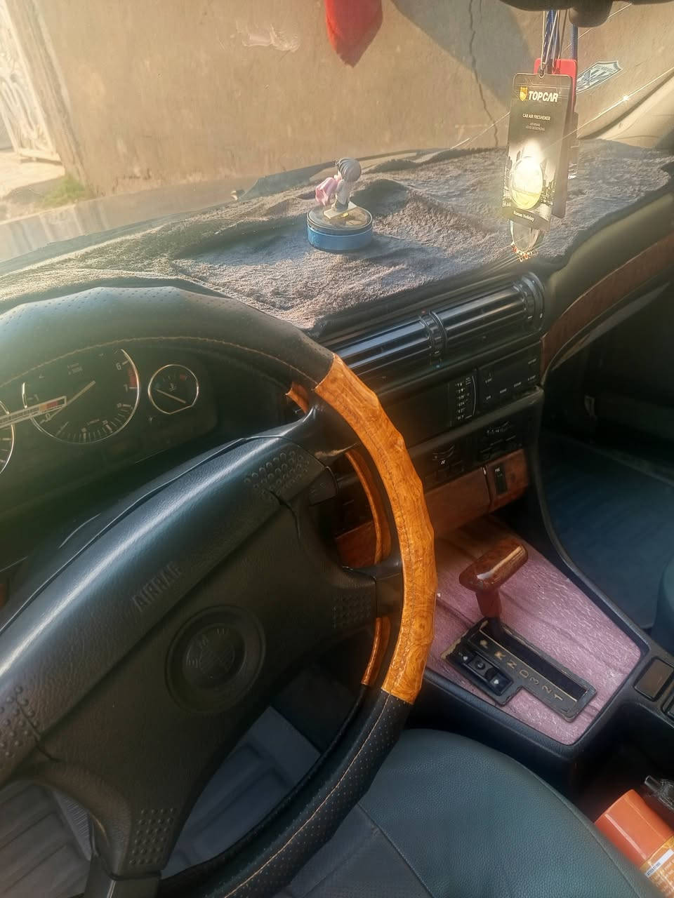 بيئم 730 مسكر 8 سلندر موديل 93 رقم بغداد بسمي سياره جاهزه السعر 58 رقم الهاتف ***********
