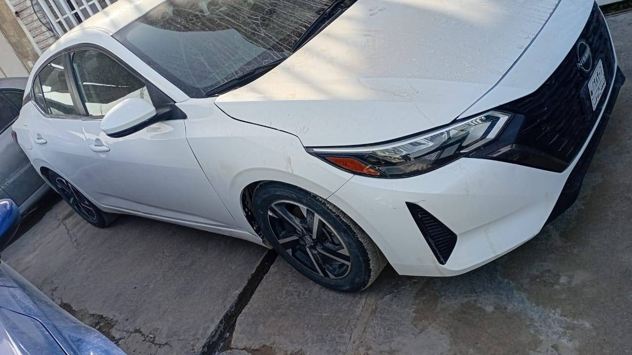 للبيع نيسان سنترا 24 بيها 3قطع صبغ وارد كندي sv  بدون رقم السعر 127 
***********
