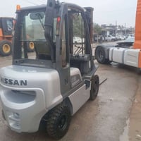 رافعة نيسان • موديل 2012 • 2.5 طن