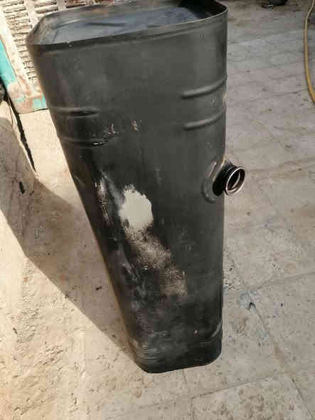 تانكي للبيع مال كيه نثيه 60 لتر بس بيه ثقب سعره 50 وبيه مجال *********** ما متواجد في الخاص
