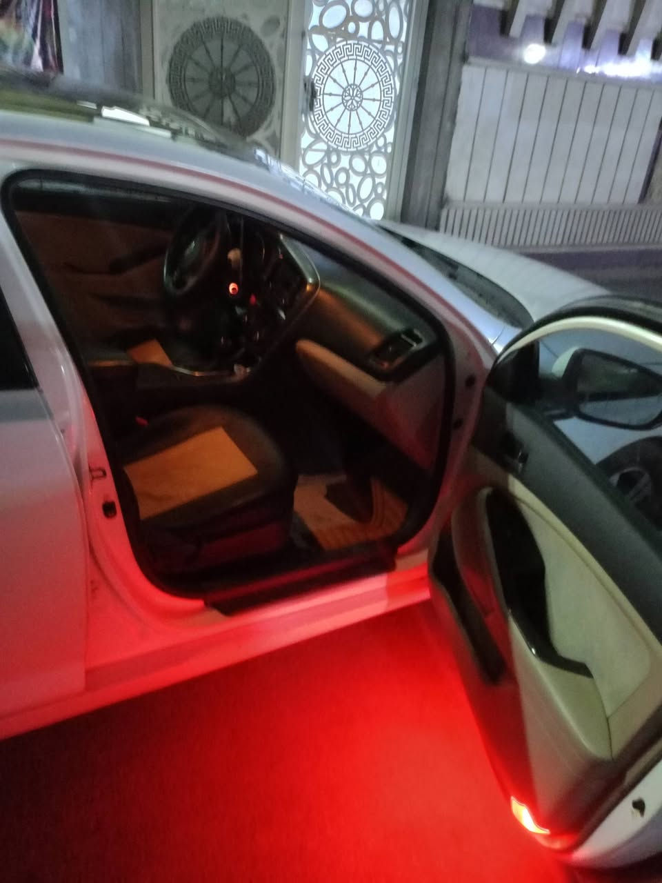 سلام عليكم
اوبتما خليجي 2011 فول مواصفات ماعدى البصمه والشاشه محرك جديد حاويه 2400 حتى وصل محرك موجود تخم تايرات جديد جواها سنويه ل2030 اربيل بااسمي هزه جديده 

السعر 105والي شراي صدك 

رقمي *********** بيه واتساب
