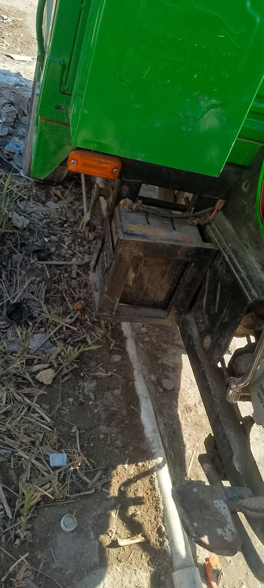 سلام عليكم ستوتة جمرة موديل 2023 محولة كشك بسطية كلها جديدة كهرباء كلها شمعات ونشرات خارج وداخل للبيع السعر 4 ملايين ***********
