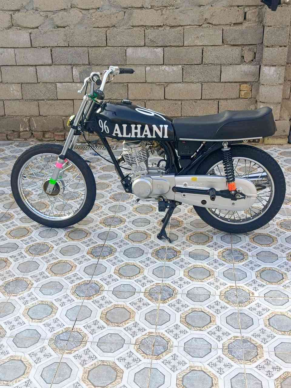 ا
السلام عليكم دراجه كلك البيع 600وبيه مجال


**إذا كنت صاحب هذا الإعلان وتريد حذفه لأي سبب، رجاءا أرسل رسالة إلى الدعم الفني**