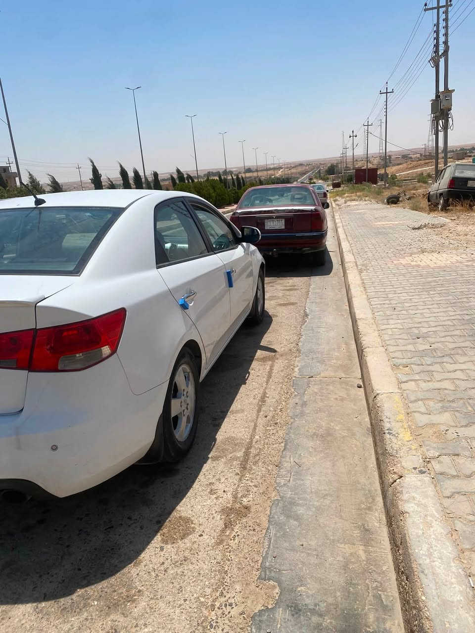 للبيع او مراوس
كيا سيراتو موديل ٢٠١٣ خليجي محرك ١٦٠٠ كير اتو ٦ نمر سياره خير من الله  بيه صبغ ٣ قطع  شواصي مكفولات رقم شمال جديد تنفذ ٢٧ تبريد شغال تحكمات شغاله للاستفسار *********** وبي وتس اب او ادخل خاص
