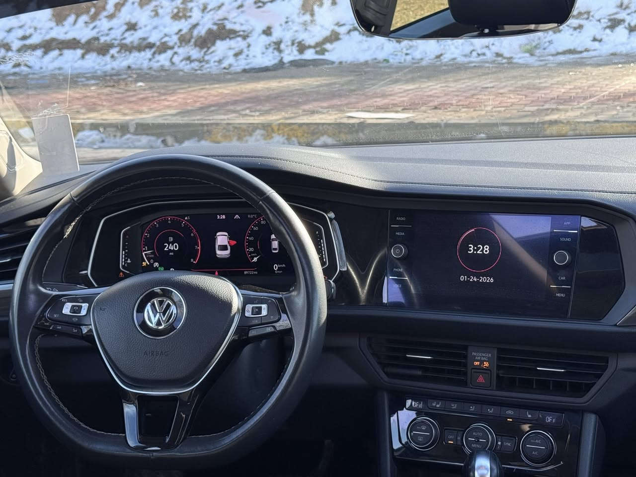 جيتا وارد امريكي 2021 SEL فول مواصفات للاخير بيها بابين صبغ فقط ايبراك فقط برده طاك مكينه مرغوب 14تيربو كير ومكينه وتحويل وكلشي بشرط مكان السياره دهوك او موصل 
***********واتساب
