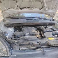 توسان موديل ٢٠٠٩ مكينه ٢٠٠ حداديه جديده تبريد شغال تخم تاير جديد سنويه...