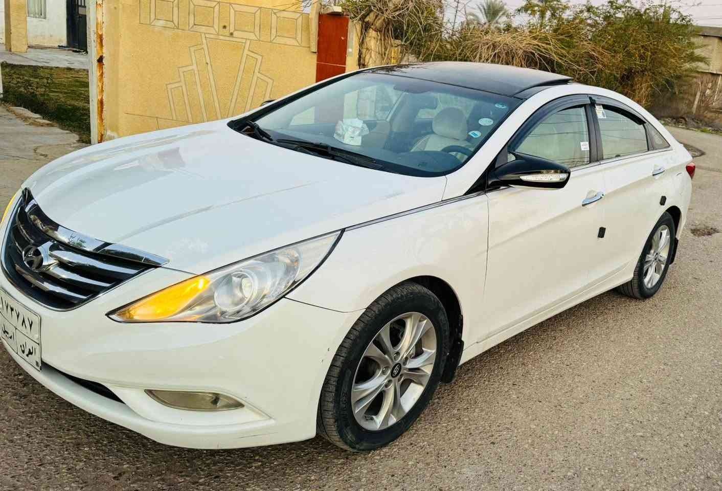 السلام عليكم 
سوناتا 2011  رقم أربيل تحويل ثاني يوم 
سياره فول مواصفات كير محرك صدر مكفولات
محرك 2400 دوش المرغوب 
تبريد تدفئه مكفولات 
المواصفات بصمه فتحه وكشنات جلد 
بيه صبغ الجاملغ الخلفي وربع البنيد 
العنوان صلاح الدين بلد السعر 125 وبيه مجال 
للأستفسار الاتصال 
على الأرقام التاليه :***********
او ***********
