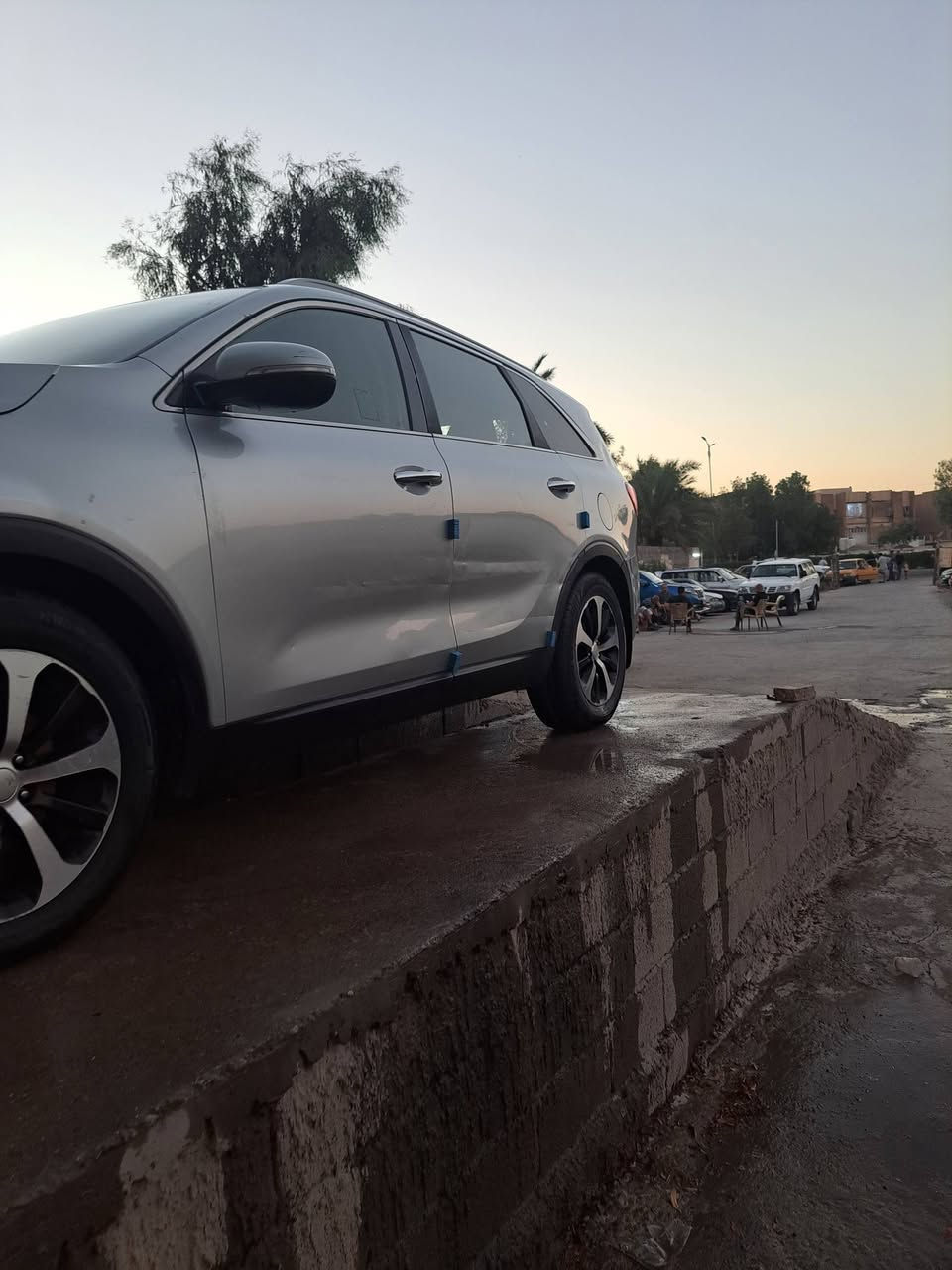 سورنتو موديل ١٦ وارد امريكي ٦سلندر ٧راكب ثلاث قطع تبريد ضرر تبديل بنيد بلادي بيهة بحافت جامرلغ الامامي جهت السائق صبغ تبريد لمس كشنات جلد كشنات السائق والصدر كهرباء بيهة طخات في باب خلف السائق. باب خلف الصدر مكانات مصلحة رقم بغداد دولي بسمي حساسات خلفية كامرة خلفية بيهة سونر سعر ١٦٣ بي مجال  رقم الهاتف ***********مكاني ديالى بعقوبة التحرير
