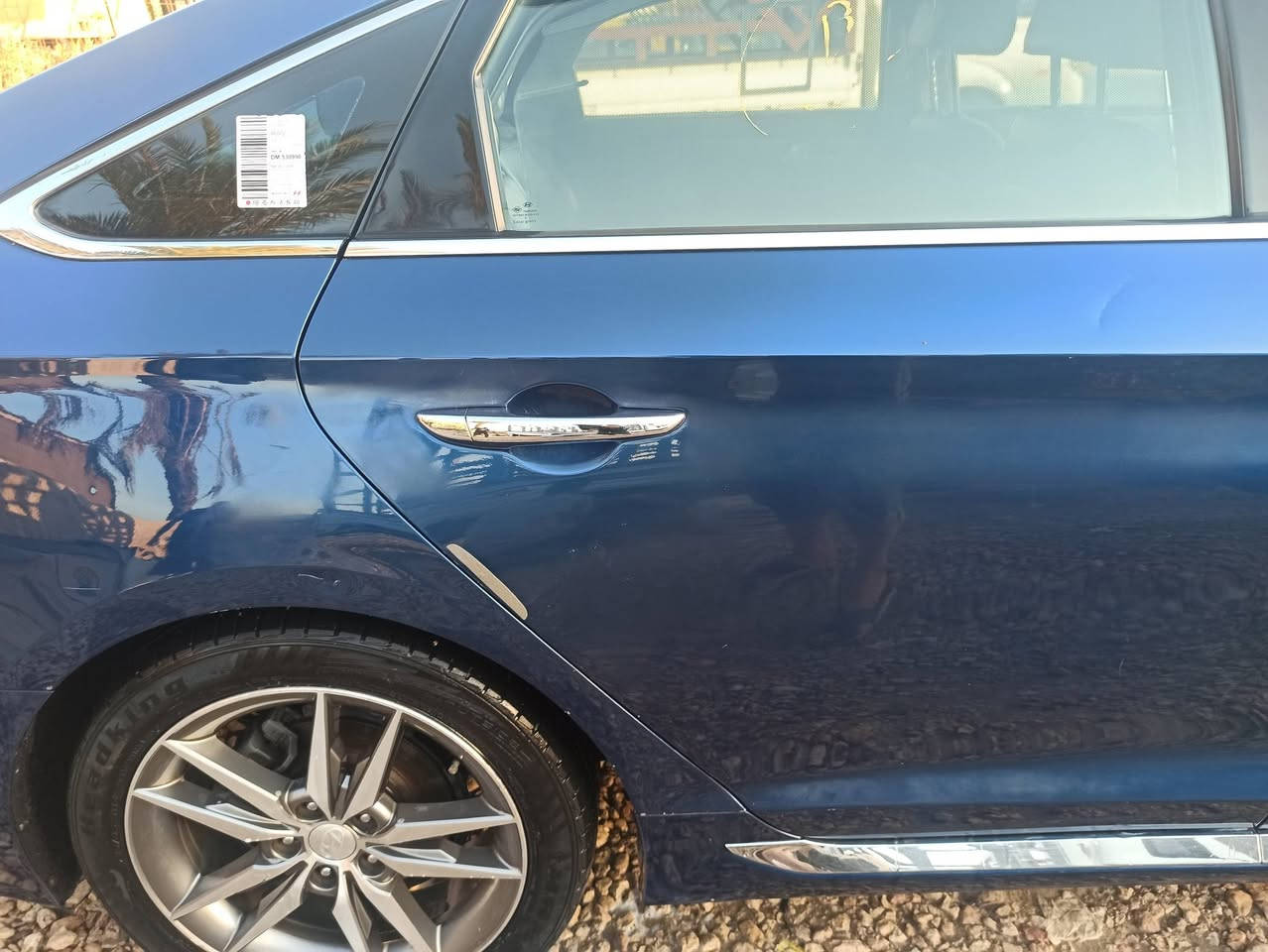 سوناتا موديل 2016وارد امريكي محرك 2000تيربو👍
داخله كلين بيه تقرير 
لا غرق ولا ضربه 
ضربه بيه بالعراق الباب الخلفي جهه العبري والباب مبدأ
م ..

رادار امامي +رادار جانبي 
كامره خلفيه دواره + حساس خلفي 
مانع انزلاق + تحديد مسار + توقف ذاتي 
اوتو هولد + سايد بريك بصمه + مود درايف ايكو + نورمال +سبورت
شفتات استيرن رياضي حرف D
السياره   ترحيب عند الاقتراب + الجنطه ذكيه تفتح عند الاقتراب 
الشاشه ابل كار بلي حجم الكبير 
اربع كشنات تدفئه تبريد كشنات جلد 
سماعات انفنتي صوت + دمام خلفي بلادي 
قطعتين تبريد 
كشن السائق خزن وضعيتين وضعيات 
اللايت الامامي LED دوار ويه حركة الاستيرن ماشيه 121الف كيلو 
سياره خير من الله تشوف بعينك 
رقم سليمانيه دولي 
بأسم شركه بالنجف تحويل وكالة بالي يعجبك 
والرزق على رب العالمين 

وبعد هواي ماعرفهم 
مكان السياره نجف 
للاتصال واني خاد***********
