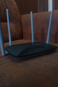 راوتر MERCUSYS AC12 للبيع سعر 25الف شغال كامل مكمل  07886502019