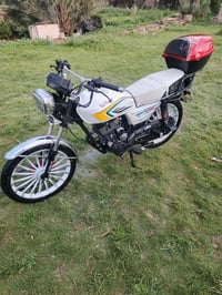 وبركاته دراجه موديل سيفان موديل ٢٤ شكل ال ٢٥ مكينه ٢٠٠c دراجه خير من ا...