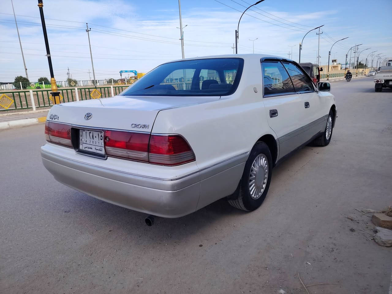 سلام عليكم راس الثور فلات سياره كفاله عامه موديل 2000اصل كرستال رقمها قادسيه تحويل مباشر سعرها 97وبيها مجال لشراي مكاني ناصريه قلعه سكر *********** الشراي يتصل
