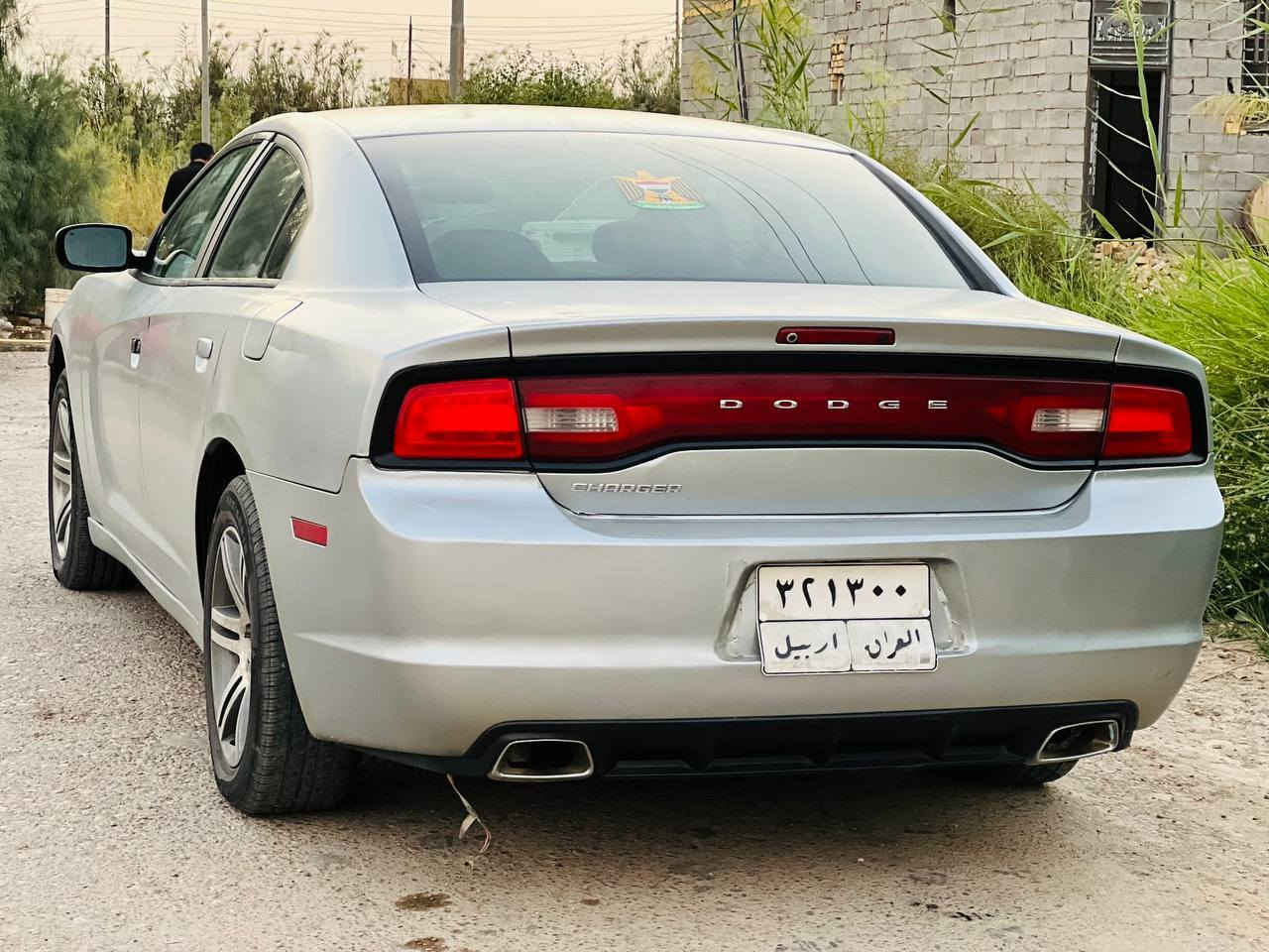 السلام عليكم جارجر 11 رقم اربيل ابو الوكاله جاري بيها فتح قطعه وحده لو قطعتين بدون ضربه شرط جاهزه مكينه كير تخم تاير توني شاده السعر 120 وبيها مجال قليل المكان ميسان 
***********
