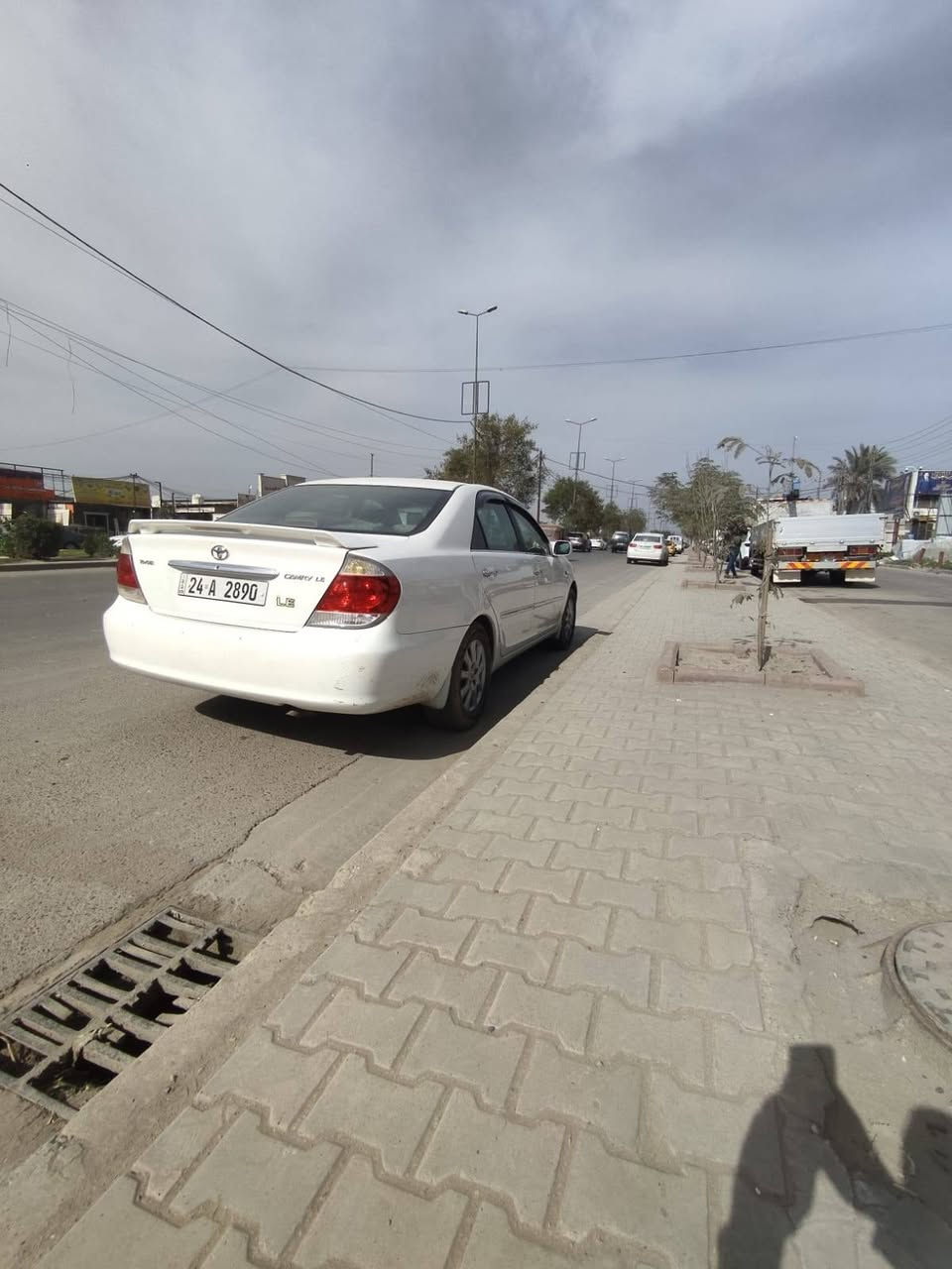 كامري ٢٠٠٦ امريكي بيه قطعتين صبغ المحرك بي تنقيص كير تدفئه تبريد كله تمام السعر ٩٥ ورقه بيه مجال
تلفون ***********
