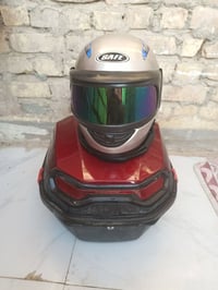 صندوق دراجات • جديد • خوذة